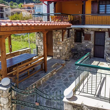 Akrathos Apartament *